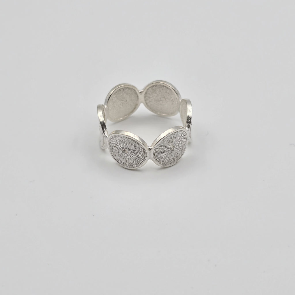 Circles Ring